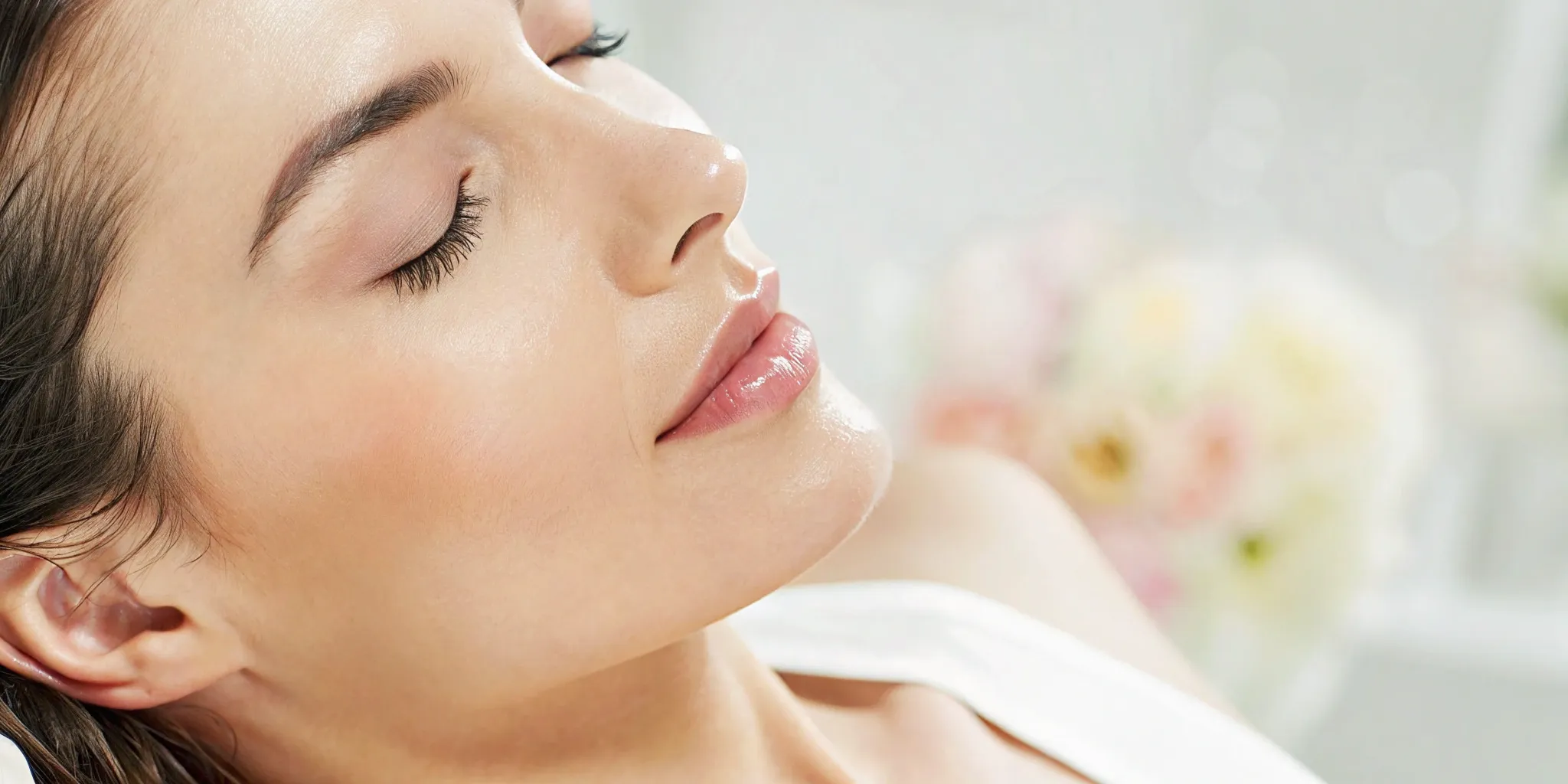 SkinPen benefits for younger-looking skin.