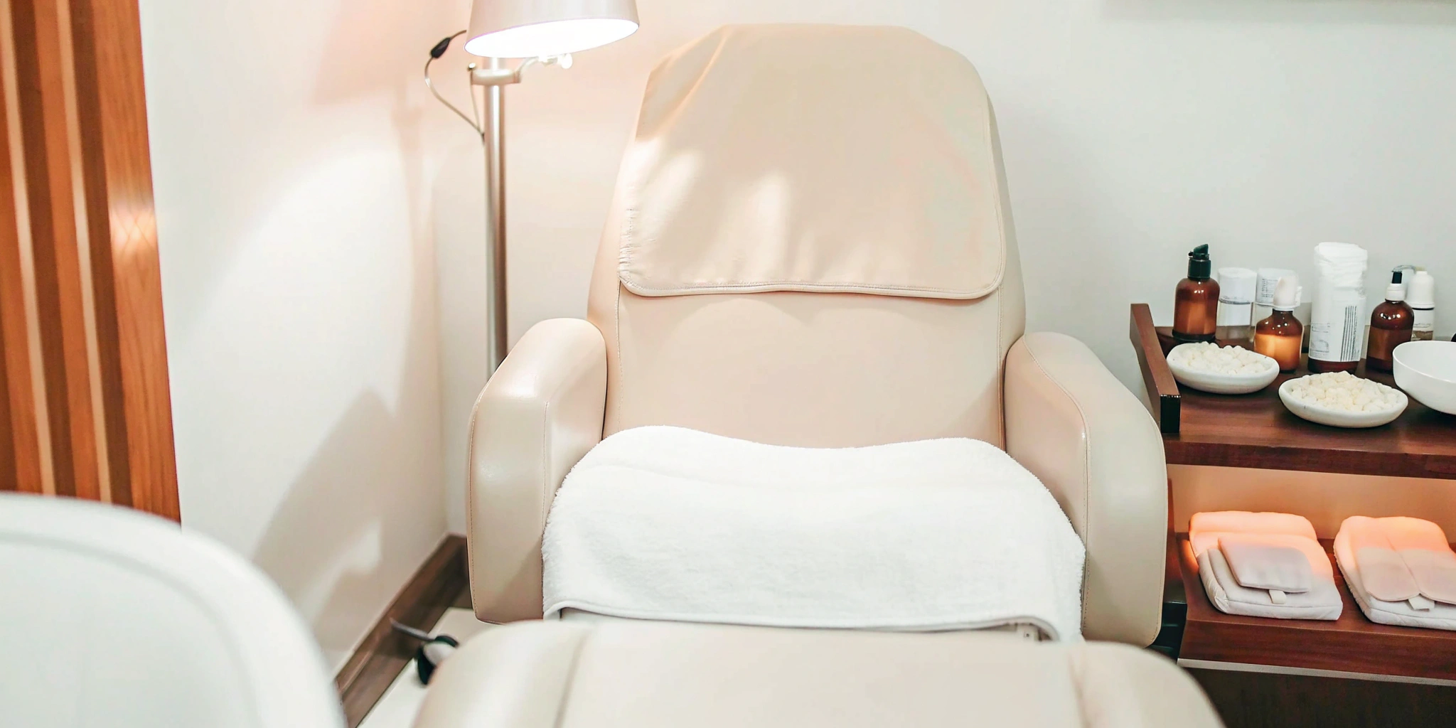 A treatment room prepared for a laser tattoo removal session in Richardson.